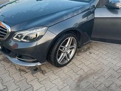 Grau Gebraucht 2016 Mercedes E200 Elegance Kombi | 17.999 € (Fairer Preis)