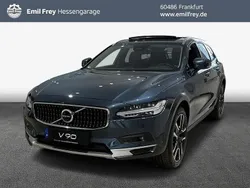 Denim bluemetallic 723 Gebraucht 2023 Volvo V90 CC Plus Kombi | 51.750 € (Etwas zu teuer)