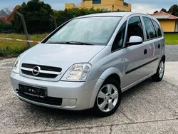 Silber Gebraucht 2005 Opel Meriva Van / Kleinbus | 3.499 € (Fairer Preis)