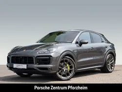Grau Gebraucht 2022 Porsche Cayenne SUV | 81.880 € (Fairer Preis)