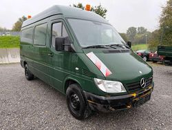 Grün Gebraucht 2003 Mercedes Sprinter Van | 5.499 € (Fairer Preis)