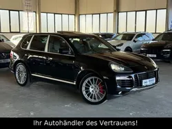 Schwarz Gebraucht 2010 Porsche Cayenne Turbo S SUV | 22.499 €