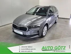 Graphitegrau metallic (metallic) Gebraucht 2024 Skoda Octavia Selection Kombi | 29.290 € (Guter Preis)