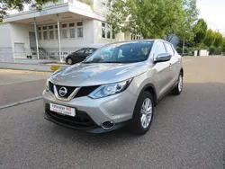 Silber Gebraucht 2016 Nissan Qashqai Acenta SUV | 11.950 € (Fairer Preis)