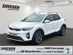 Weiss Gebraucht 2020 Kia Stonic Vision SUV | 14.950 € (Fairer Preis)