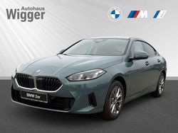 Gruen Neu 2025 BMW 216 Limousine | 33.900 € (Guter Preis)