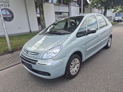 Grün Gebraucht 2004 Citroën Xsara Picasso Van / Kleinbus | 2.999 € (Teuer)