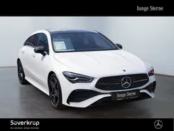 Weiß Gebraucht 2024 Mercedes CLA250 AMG Limousine | 41.250 € (Fairer Preis)