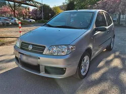 Grau Gebraucht 2004 Fiat Punto Kleinwagen | 2.999 €