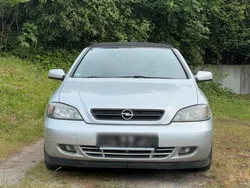 Grau Gebraucht 2002 Opel Astra Cabriolet Cabrio | 2.400 € (Etwas zu teuer)