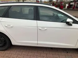 Weiß Gebraucht 2014 Seat Leon Kombi | 6.689 € (Fairer Preis)
