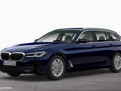 Blau Gebraucht 2022 BMW 530 Sport Line Kombi | 40.470 € (Etwas zu teuer)