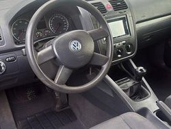 Schwarz Gebraucht 2004 VW Golf IV Basis Kleinwagen | 2.200 € (Fairer Preis)
