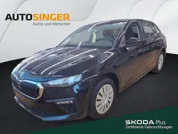 Schwarzmagic perleffekt Gebraucht 2024 Skoda Scala Essence Kleinwagen | 18.320 € (Guter Preis)