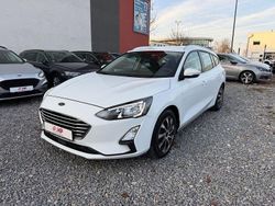 Weiß Gebraucht 2020 Ford Focus Cool & Connect Limousine | 9.999 € (Guter Preis)