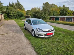 Silber Gebraucht 2005 Opel Astra GTC Limousine | 2.499 € (Fairer Preis)