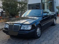 Schwarz Gebraucht 1996 Mercedes E320 Cabrio | 36.500 €