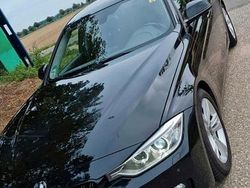 Schwarz Gebraucht 2012 BMW 320 Sport Line Limousine | 10.500 € (Fairer Preis)