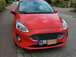 Rot Gebraucht 2017 Ford Fiesta Titanium Kleinwagen | 9.900 € (Fairer Preis)