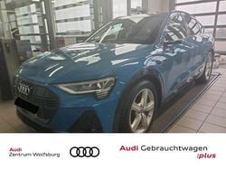 Antiguablau metallic (metallic) Gebraucht 2020 Audi e-tron Sportback Sport SUV | 38.180 € (Fairer Preis)