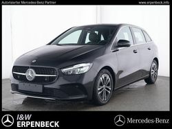 Schwarz Gebraucht 2024 Mercedes B200 Progressive Van / Kleinbus | 32.750 € (Fairer Preis)