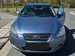 Blau Gebraucht 2008 Kia Ceed Limousine | 1.750 € (Fairer Preis)