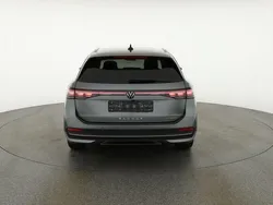 Diabasgrau metallic Neu 2025 VW Passat Pro Kombi | 47.995 € (Guter Preis)