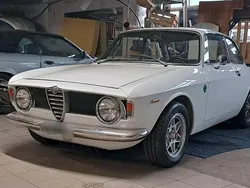 Weiß Gebraucht 1969 Alfa Romeo GT Coupé | 32.500 €