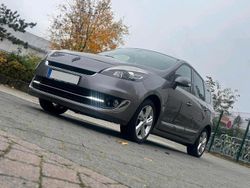Grau Gebraucht 2012 Renault Grand Scénic III Van / Kleinbus | 3.200 € (Guter Preis)