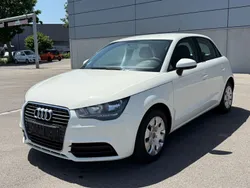 Weiß Gebraucht 2013 Audi A1 Sportback Attraction Kleinwagen | 4.799 € (Guter Preis)