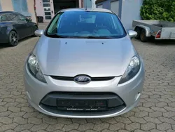 Silber Gebraucht 2011 Ford Fiesta Kleinwagen | 3.550 € (Guter Preis)