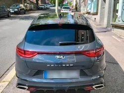 Grau Gebraucht 2021 Kia ProCeed Kleinwagen | 23.999 € (Guter Preis)