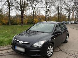Schwarz Gebraucht 2010 Hyundai i30 Kleinwagen | 2.750 € (Fairer Preis)