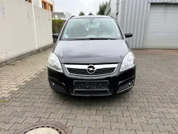 Schwarz Gebraucht 2007 Opel Zafira Selection Van / Kleinbus | 1.999 € (Guter Preis)