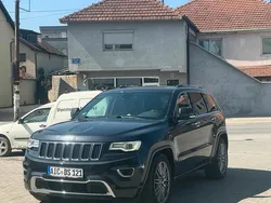 Grau Gebraucht 2015 Jeep Grand Cherokee SUV | 15.700 € (Fairer Preis)