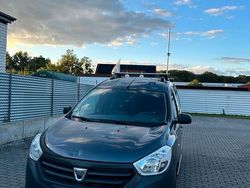 Grau Gebraucht 2016 Dacia Dokker Van | 3.850 € (Superpreis)