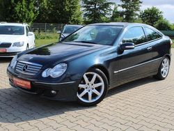 Schwarz Gebraucht 2007 Mercedes C200 Coupé | 4.680 € (Fairer Preis)