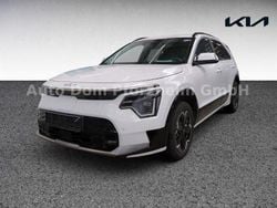 Weiß Gebraucht 2023 Kia e-Niro Inspiration SUV | 27.800 € (Guter Preis)