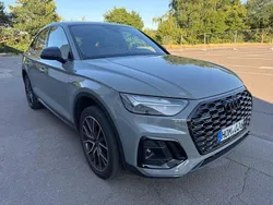 Grau Gebraucht 2021 Audi Q5 Edition .1 SUV | 41.700 € (Guter Preis)