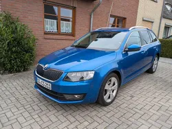Blau Gebraucht 2015 Skoda Octavia Kombi | 14.999 € (Teuer)