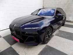 Blau Gebraucht 2023 BMW 750e M Sport Limousine | 95.000 €