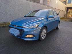 Blau Gebraucht 2017 Hyundai i20 GO! Kleinwagen | 7.490 € (Guter Preis)