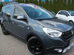 Grau Gebraucht 2017 Dacia Dokker Celebration Van | 13.490 € (Etwas zu teuer)