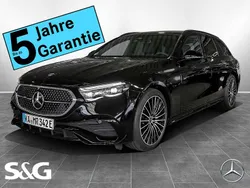 Metalliclack obsidianschwarz Gebraucht 2025 Mercedes E300 AMG Kombi | 79.999 €