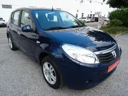 Blau Gebraucht 2010 Dacia Sandero Lauréate Kleinwagen | 2.590 € (Fairer Preis)