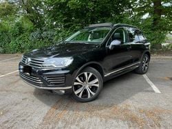 Schwarz Gebraucht 2015 VW Touareg R SUV | 18.399 € (Teuer)