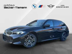 Saphirschwarz Neu 2025 BMW 318 Exclusive Kombi | 46.488 €