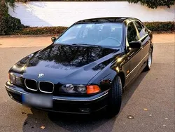 Schwarz Gebraucht 2000 BMW 523 Limousine | 4.200 € (Etwas zu teuer)