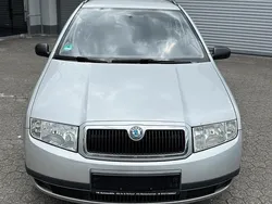 Silber Gebraucht 2002 Skoda Fabia Classic Kombi | 700 € (Guter Preis)
