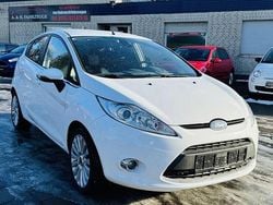 Weiß Gebraucht 2010 Ford Fiesta Titanium Limousine | 3.999 € (Fairer Preis)